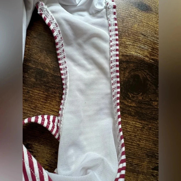 NIPTUCK SWIM | women’s one piece bathing suit. Size: 8. - Picture 8 of 13